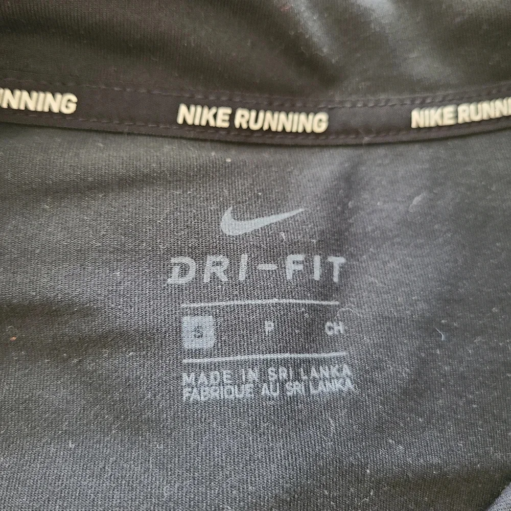 Nike Dri-Fit Pullover Top / Black / Size Small Petite